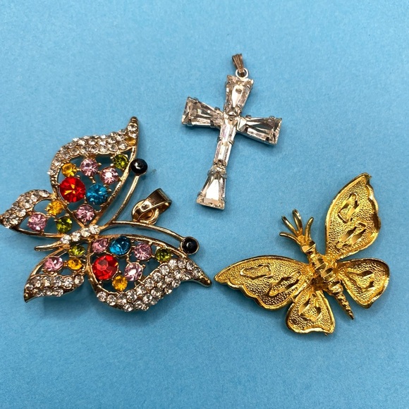 Butterfly Pendants Christian Cross Sparkling Rhinestones Lot of 3 - Picture 1 of 8